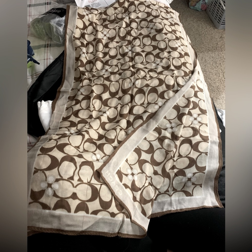 Coach scarf/wrap long